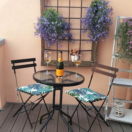 Q Flats Apartment Cagliari Ngoại thất bức ảnh