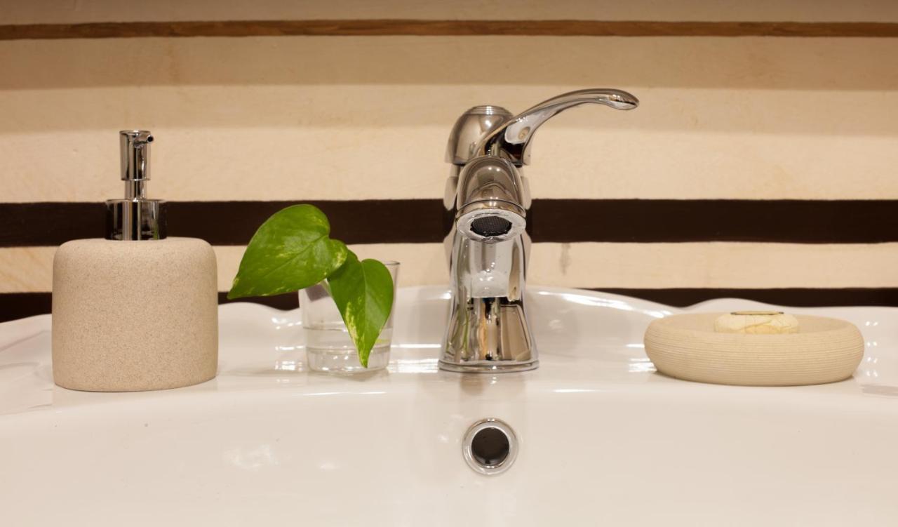 Q Flats Apartment Cagliari Ngoại thất bức ảnh