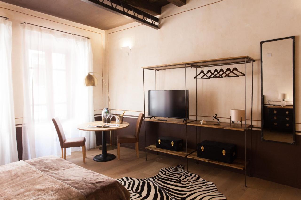 Q Flats Apartment Cagliari Ngoại thất bức ảnh