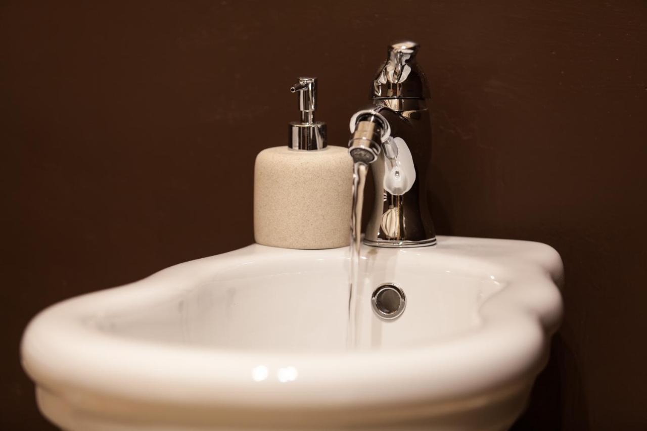 Q Flats Apartment Cagliari Ngoại thất bức ảnh