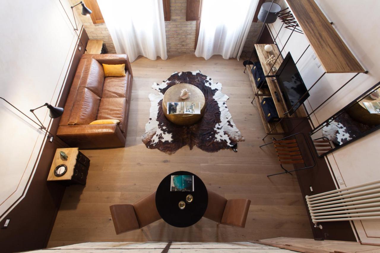 Q Flats Apartment Cagliari Ngoại thất bức ảnh