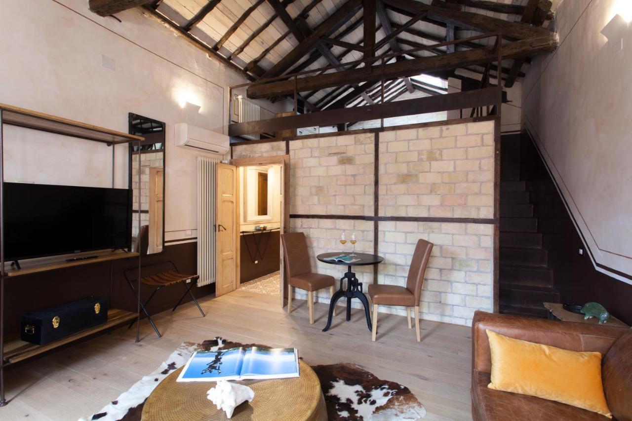 Q Flats Apartment Cagliari Ngoại thất bức ảnh